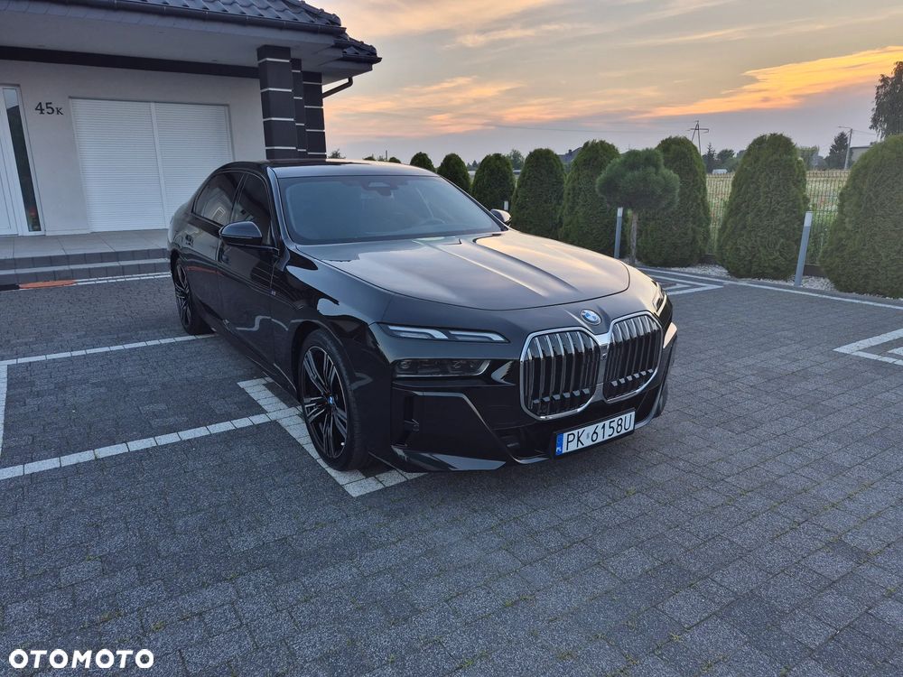 BMW Seria 7 740i - 2