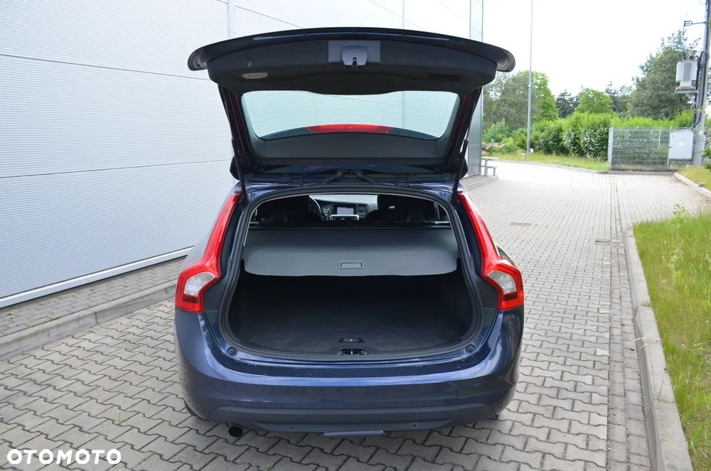 Volvo V60 D2 - 9