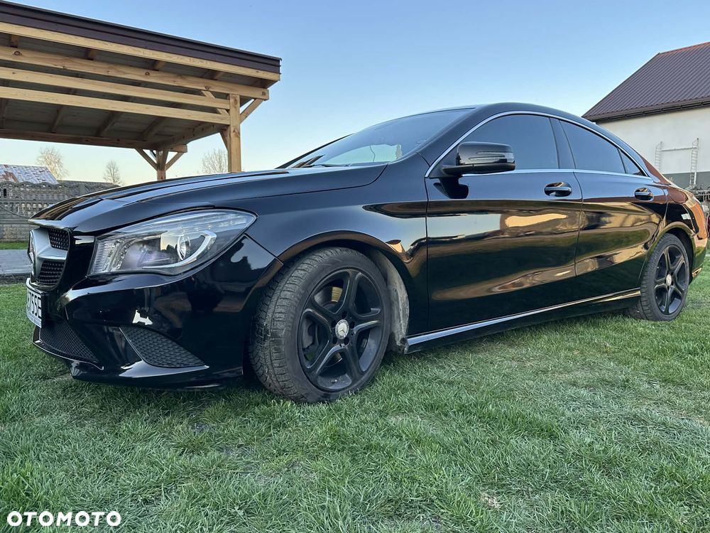 Mercedes-Benz CLA 250 7G-DCT - 2