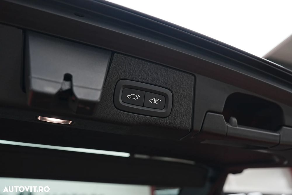 Volvo XC 60 Recharge T6 Twin Engine eAWD Inscription Expression - 33