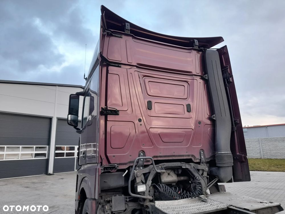 Spoilery kpl. Mercedes Actros MP4 BigSpace 2.5m - 5