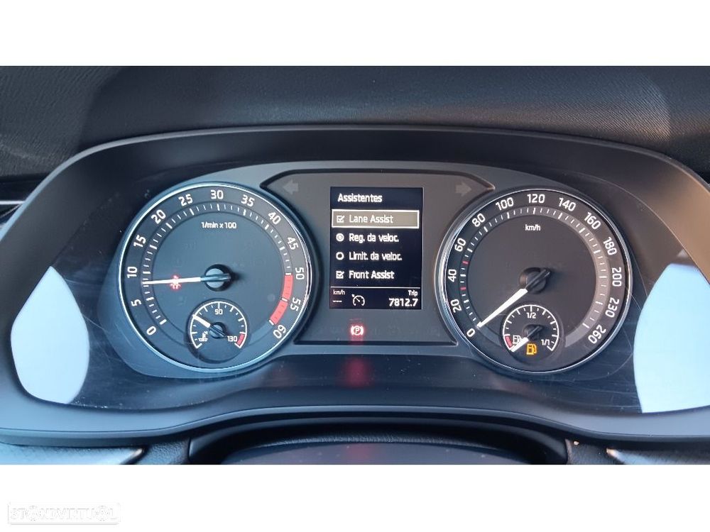 Skoda Octavia Break 2.0 TDI Ambition DSG - 16