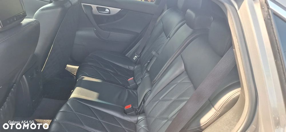 Infiniti FX FX30d S - 7