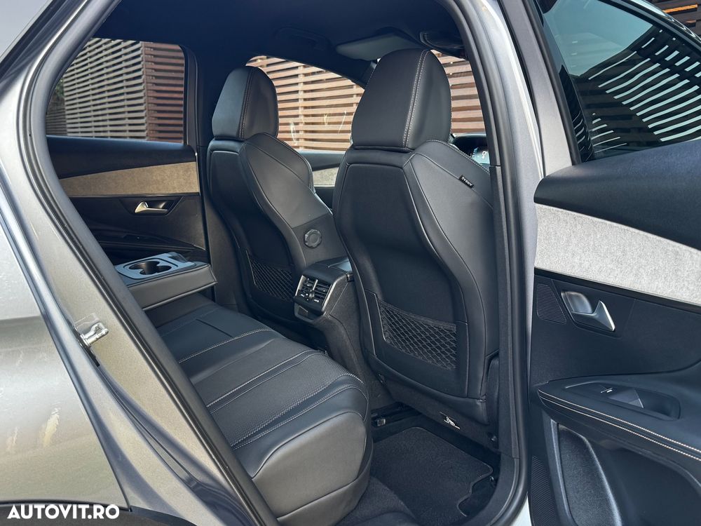 Peugeot 3008 PHEV 300 EAT8 4X4 GT - 19