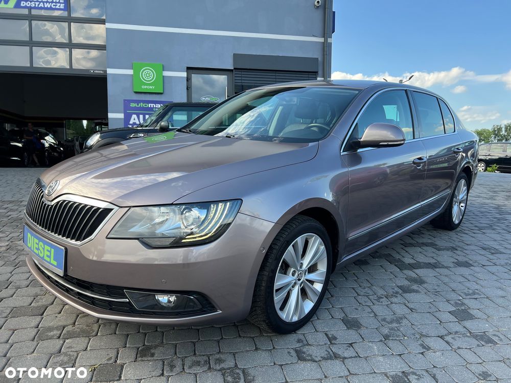 Skoda Superb 1.6 TDI Active Greenline - 1