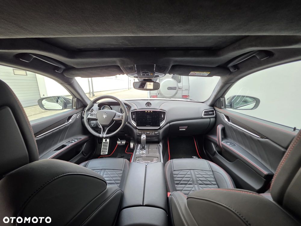 Maserati Ghibli - 22