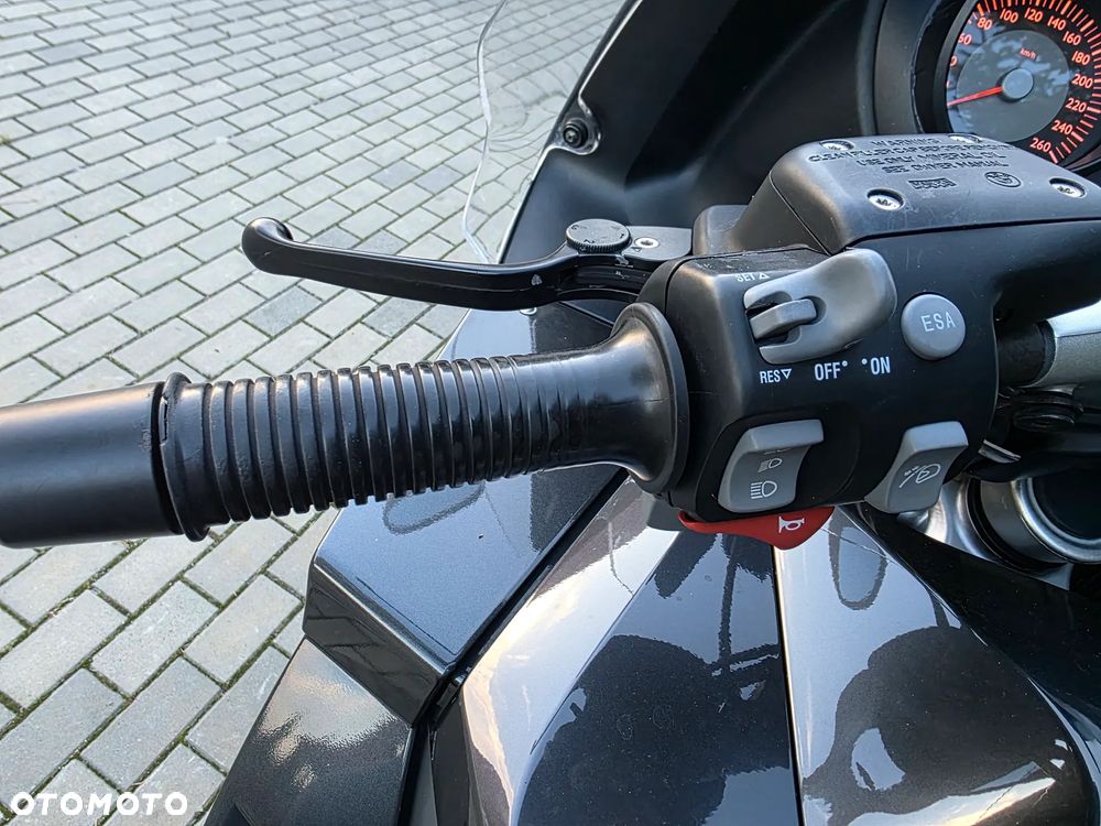 BMW K - 33