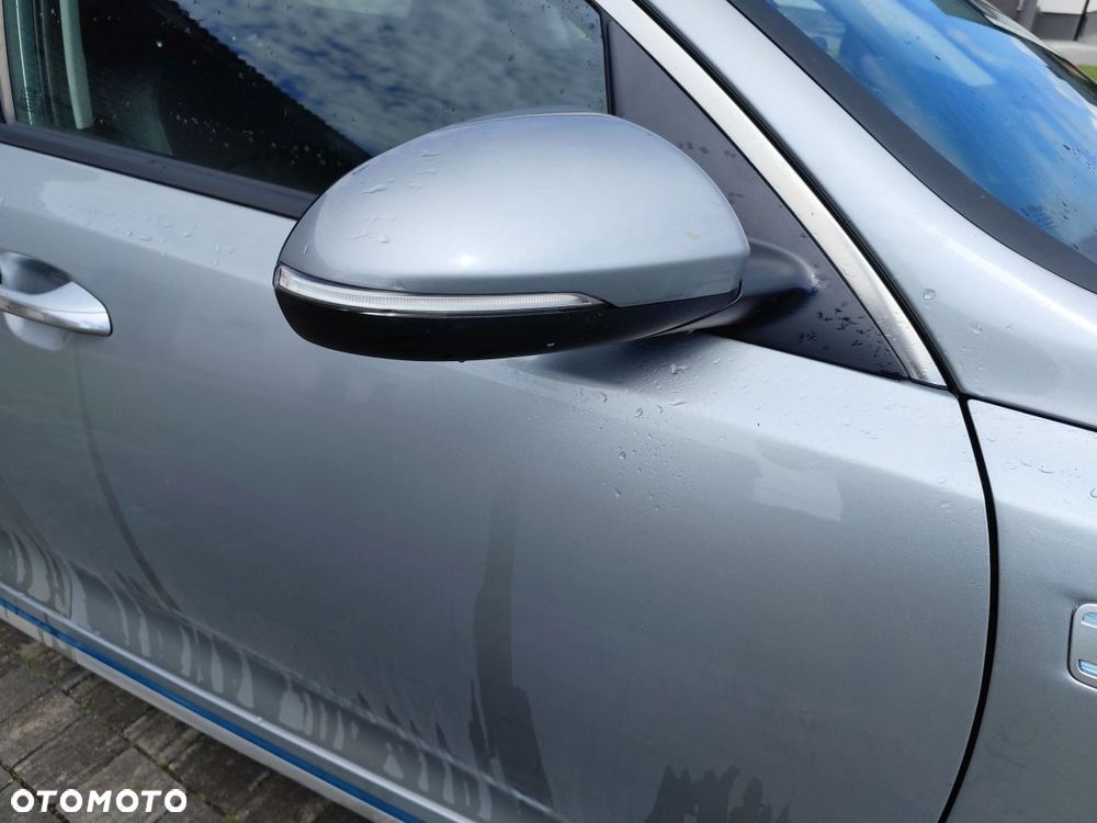 Kia Optima Plug-in Hybrid - 9