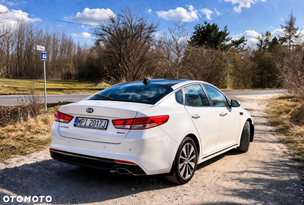 Kia Optima - 4