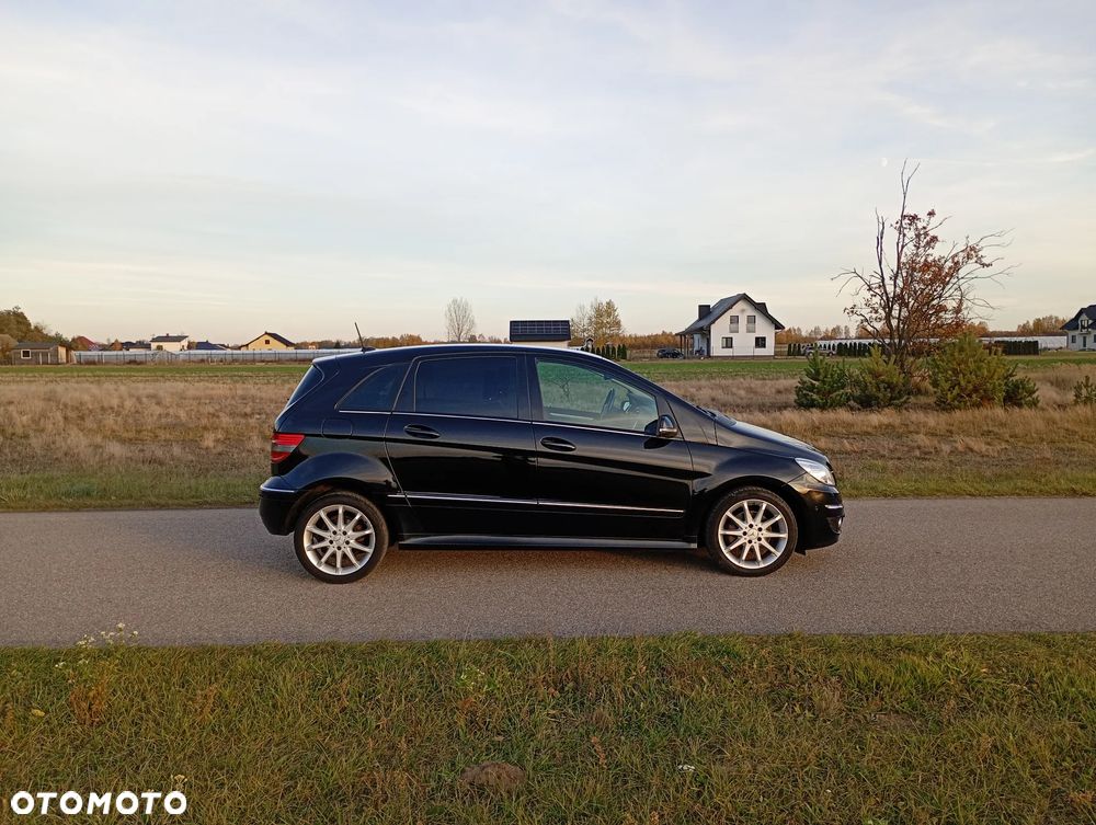 Mercedes-Benz Klasa B 200 CDI Autotronic Special Edition - 12