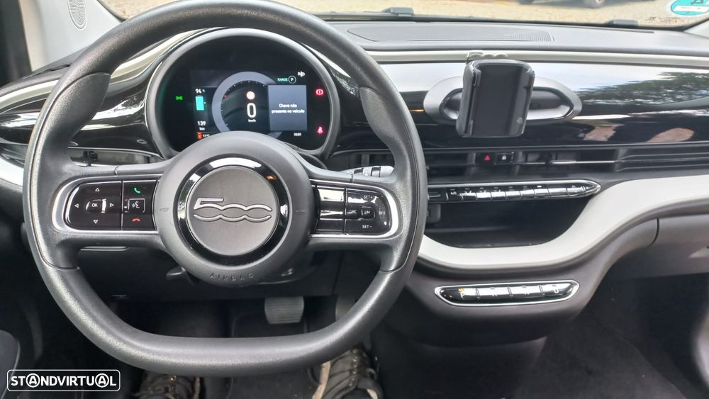 Fiat 500e 23,8kWh Blue Edition - 8