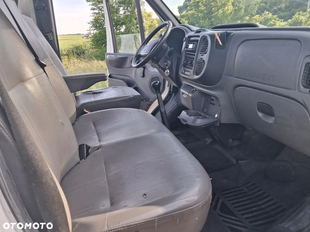 Ford TRANSIT - 12