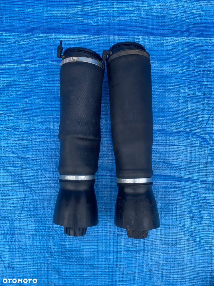 AMORTYZATOR ZAWIESZENIE PNEUMATYCZNE PODUSZKA ZAWIESZENIA MIECH LEWY PRAWY TYŁ JEEP GRAND CHEROKEE WK2 - 2