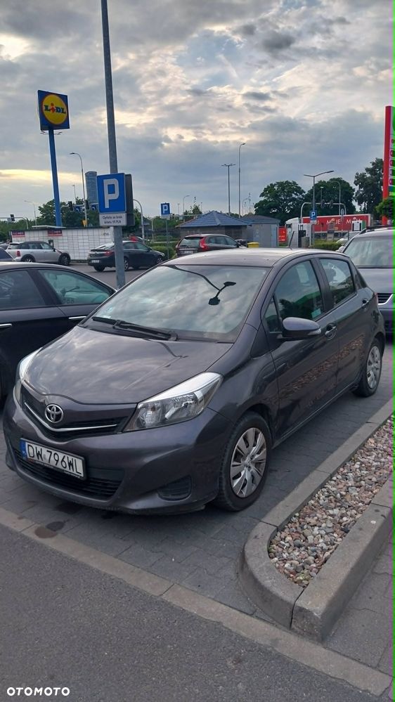 Toyota Yaris - 1