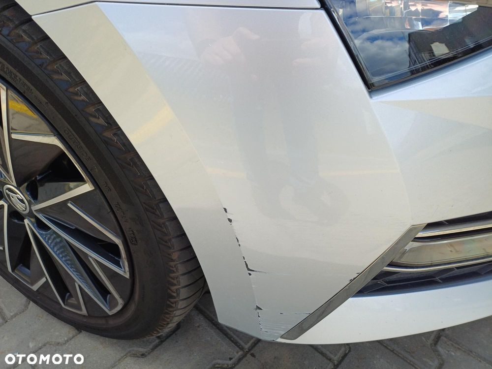 Skoda Superb 2.0 TDI SCR 4x4 L&K DSG - 20