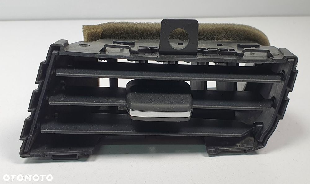 KRATKA NAWIEWU DESKI KONSOLI FORD MUSTANG VI FR3B-19C696-A - 1