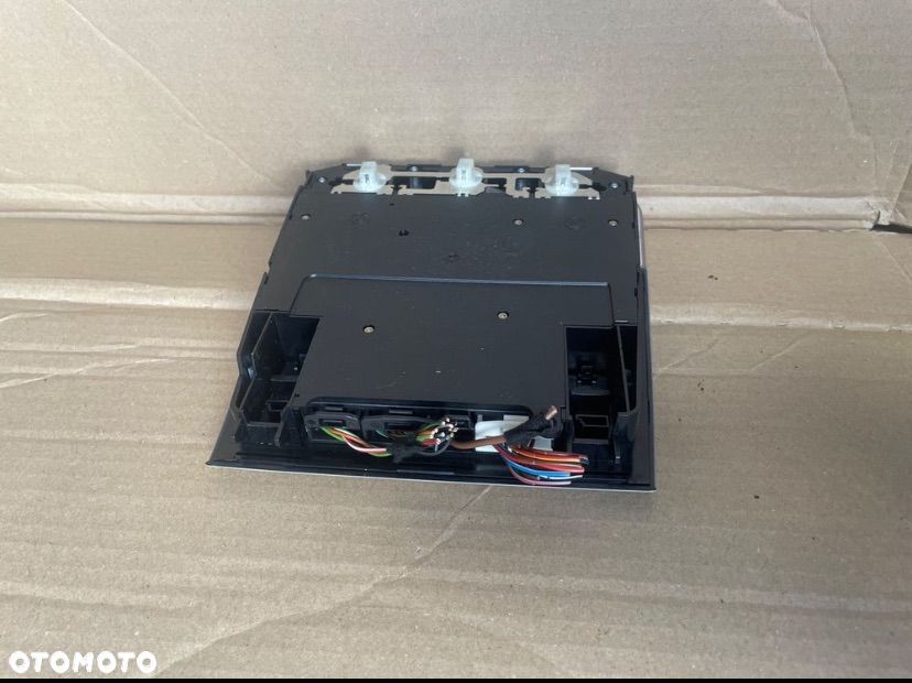 6961451 lampka podsufitki bmw 3 e90 e91 - 2