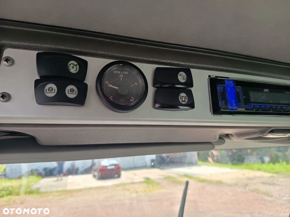 Ausa W350H - 5
