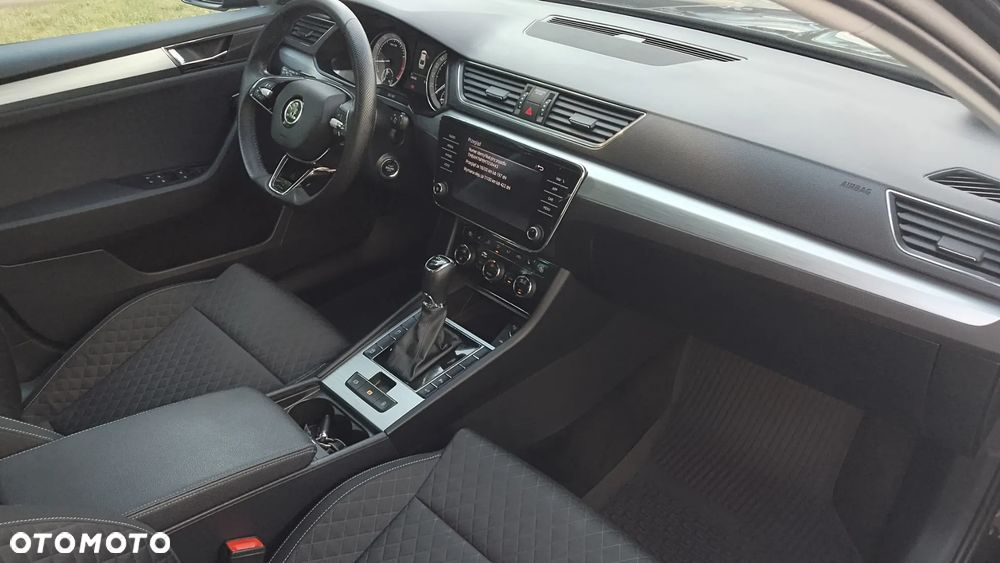 Skoda Superb 2.0 TSI Ambition DSG - 18