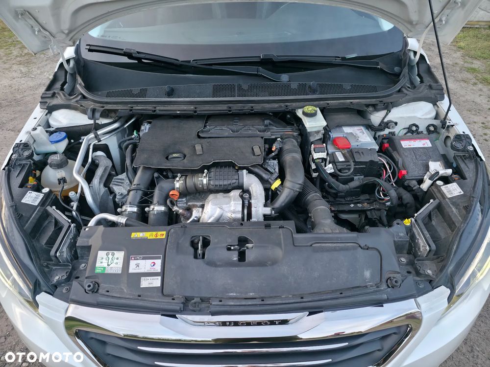 Peugeot 308 e-HDi 115 Stop & Start Allure - 19