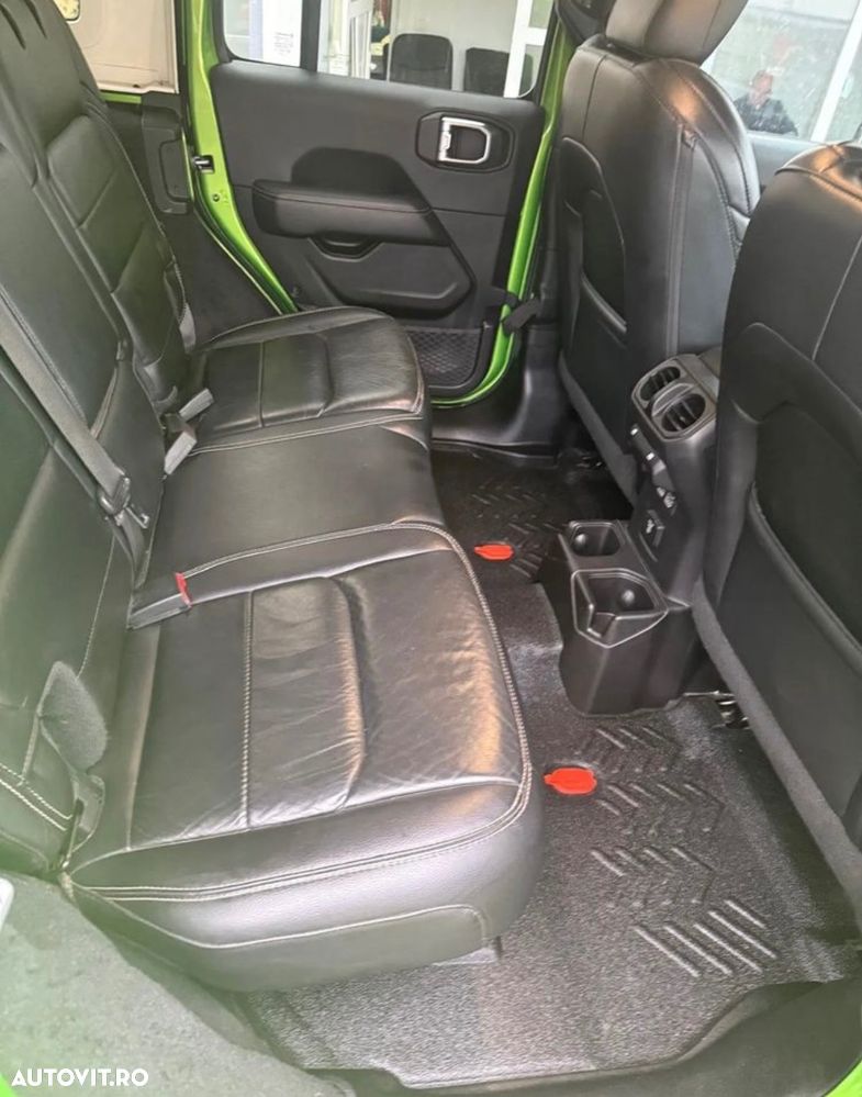 Jeep Wrangler Unlimited 3.6 V6 AT Rubicon - 8