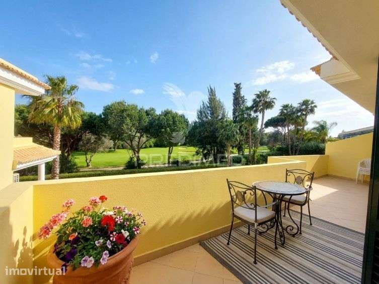 Vilamoura - Apartamento com Vista Golfe, Piscina e Garagem - Grande imagem: 2/16
