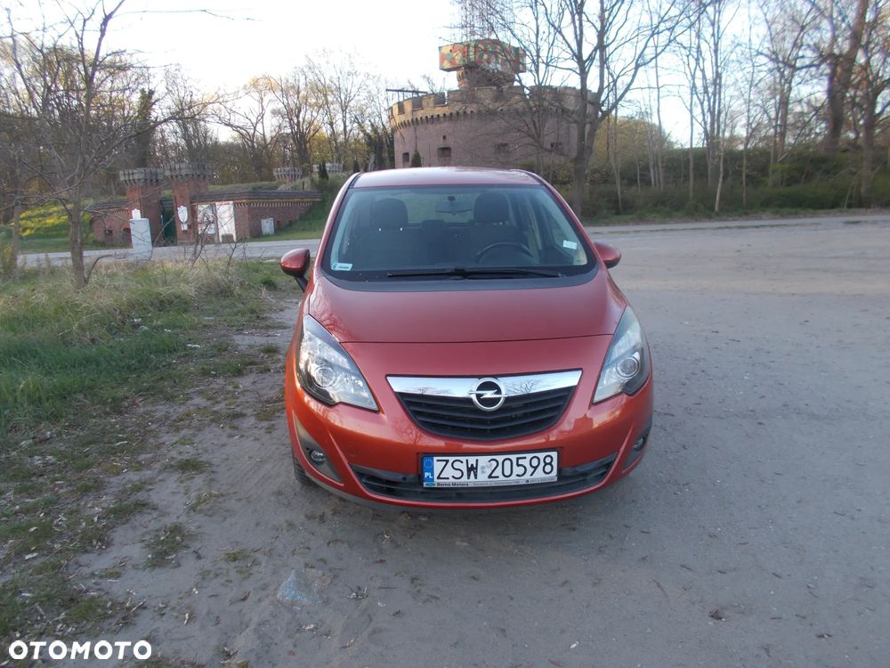 Opel Meriva - 11