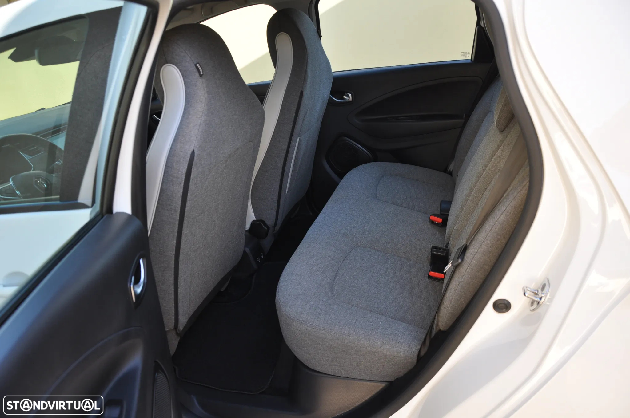Renault Zoe (c/ Bateria) Zen 50 - 33