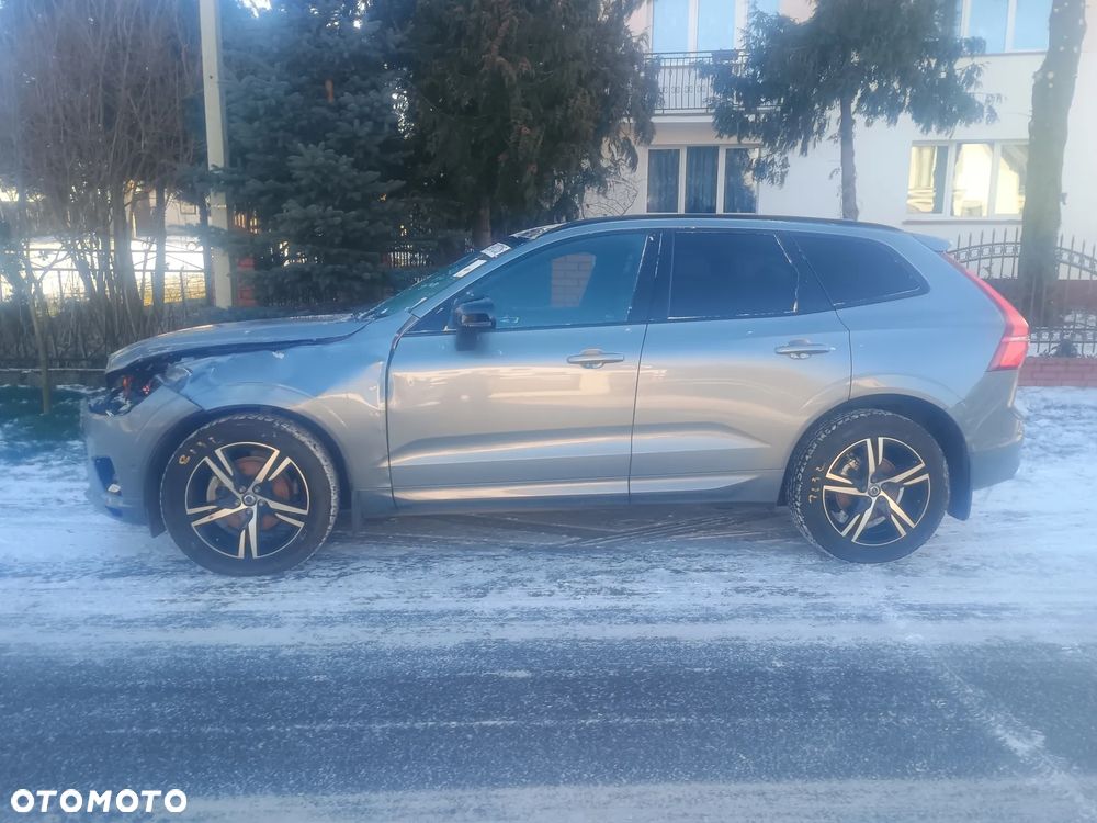 Volvo XC 60 T5 AWD Geartronic RDesign - 10