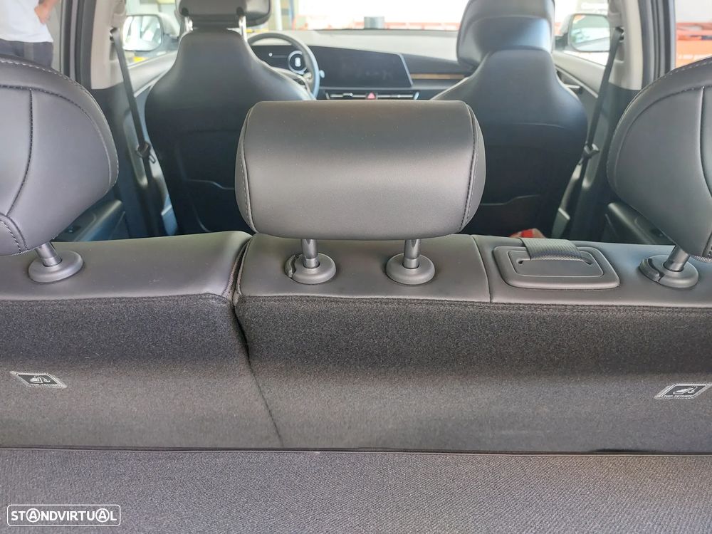 Kia Niro EV 64kWh Tech - 13