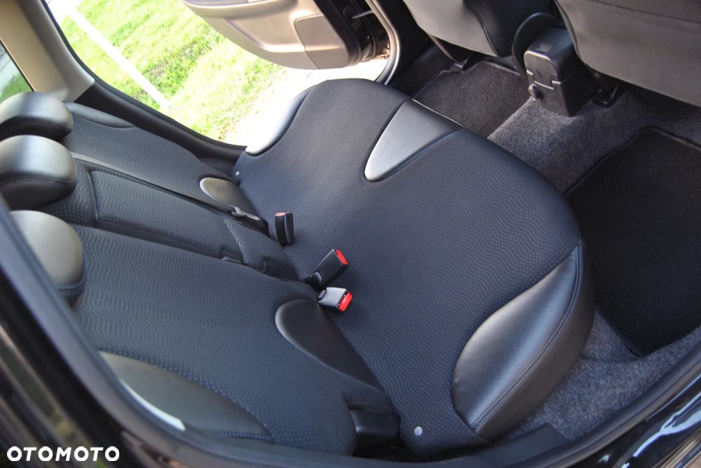 Nissan Note 1.6 Tekna - 21