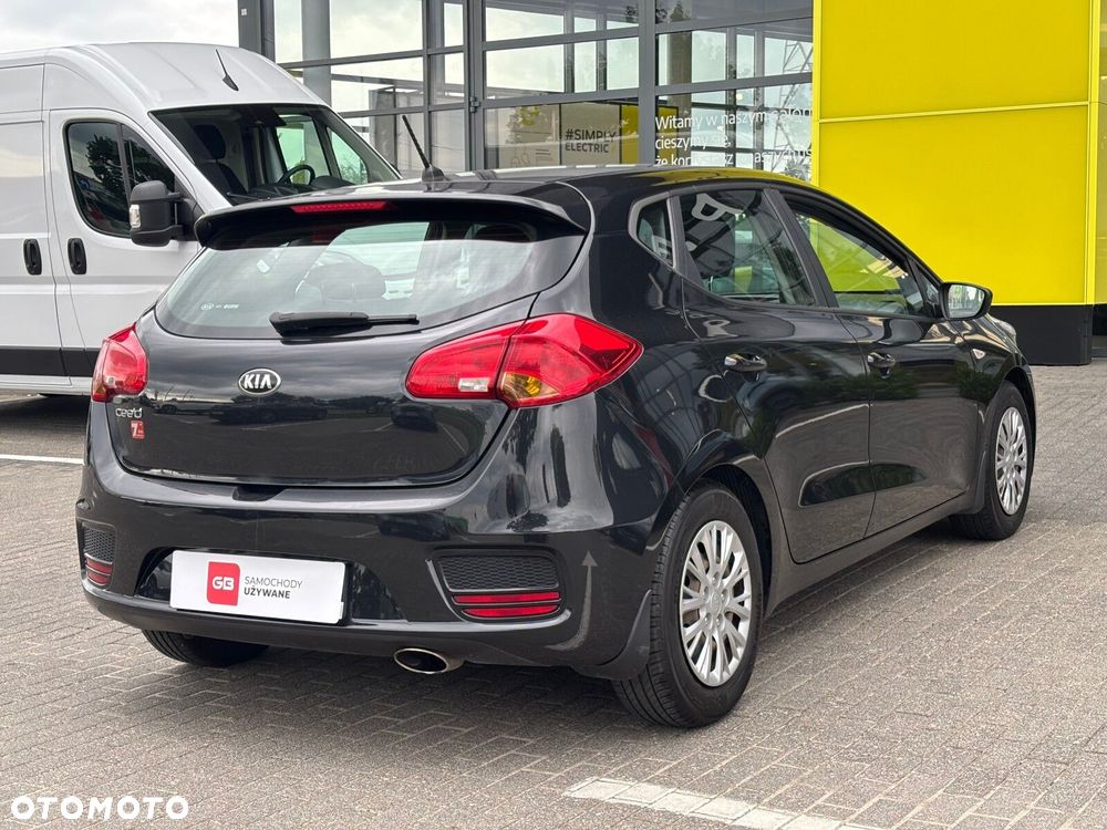 Kia Ceed 1.4 M - 6
