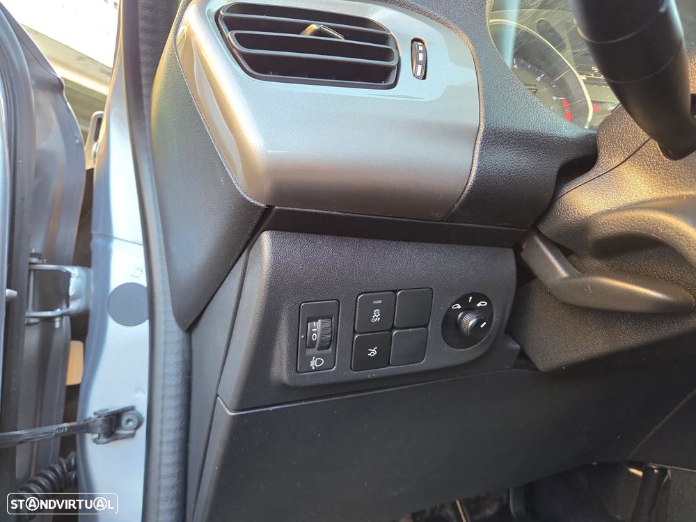 Citroën C-Elysée 1.2 PureTech Shine - 21