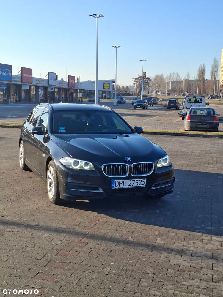 BMW Seria 5 525d - 1
