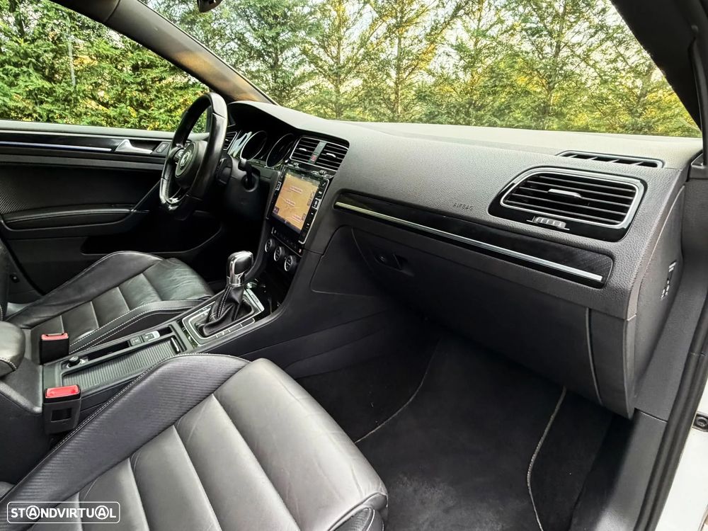 VW Golf R 4Motion BlueMotion DSG - 18