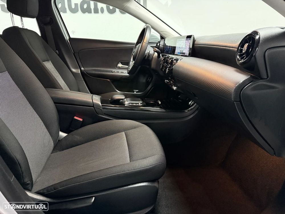 Mercedes-Benz A 180 Limousine d Business Solutions Frota Aut. - 7