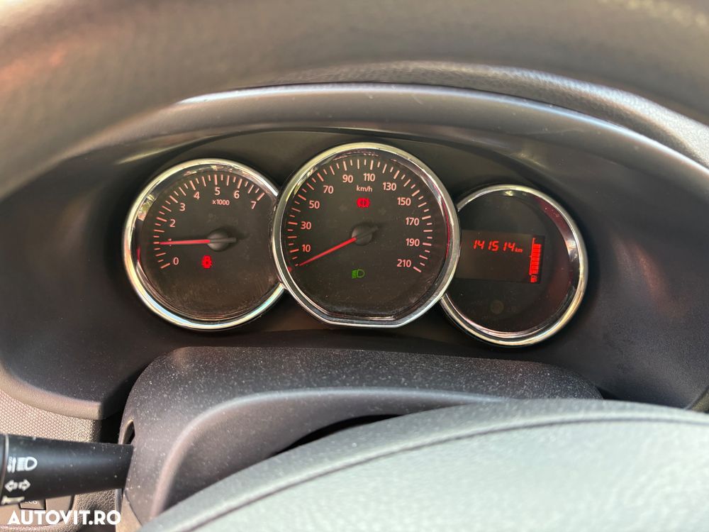 Dacia Logan 0.9 90CP Laureate - 6