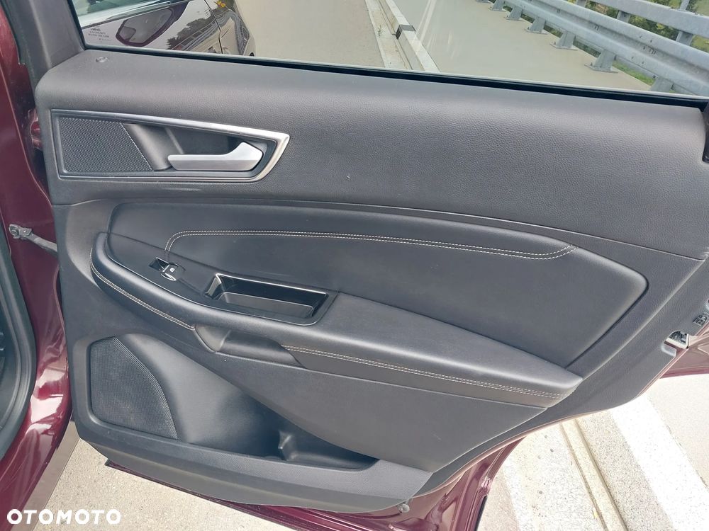 Ford Edge - 18