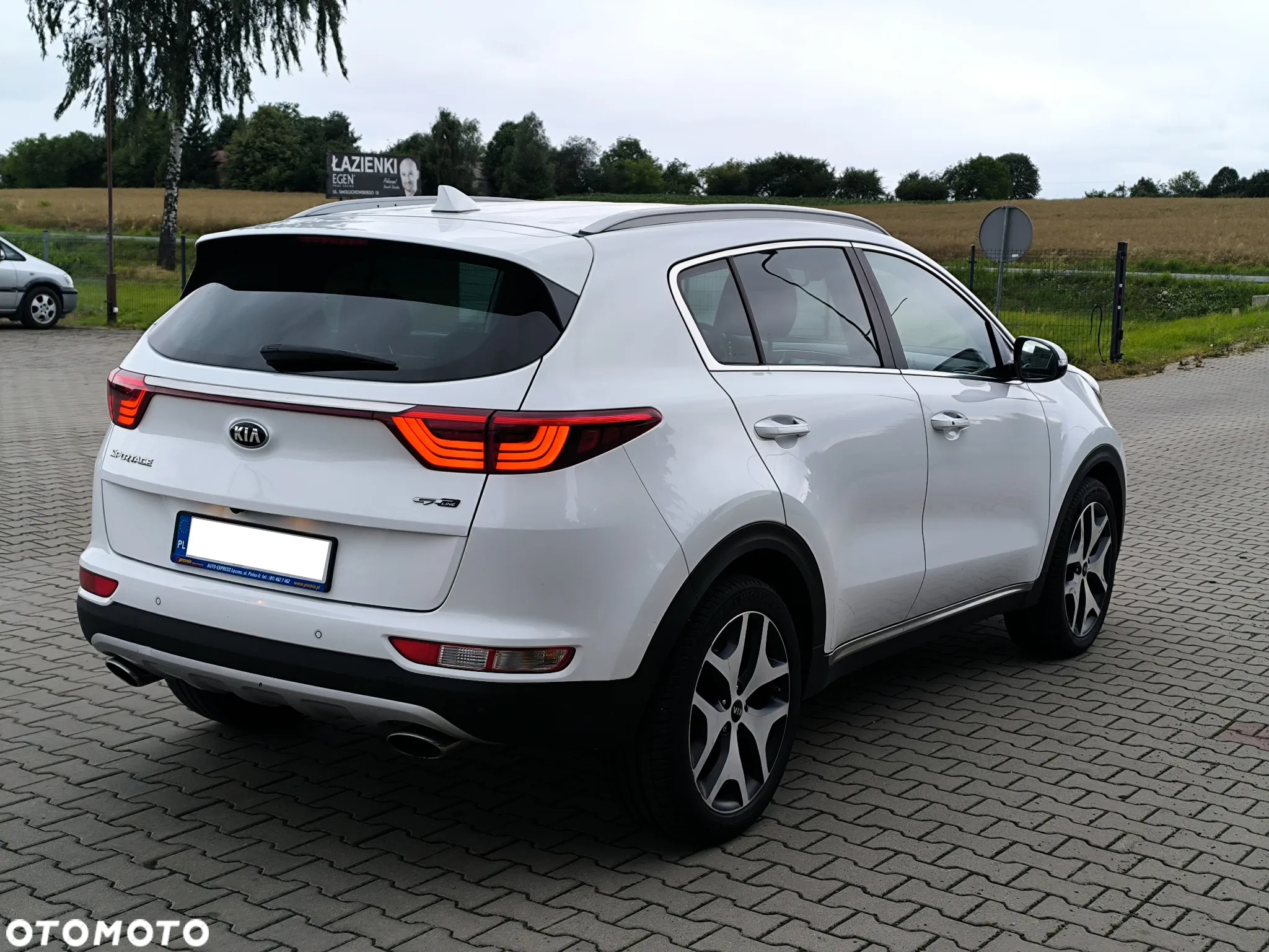 Kia Sportage - 2