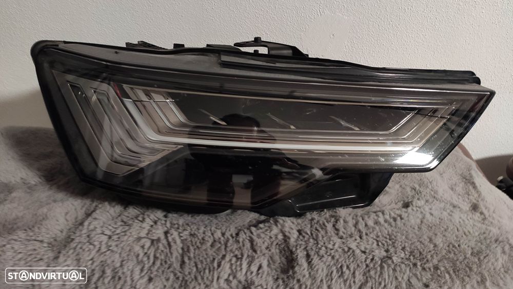 farol direito full Led matrix Audi A6 4K - 4K0941036 - 1