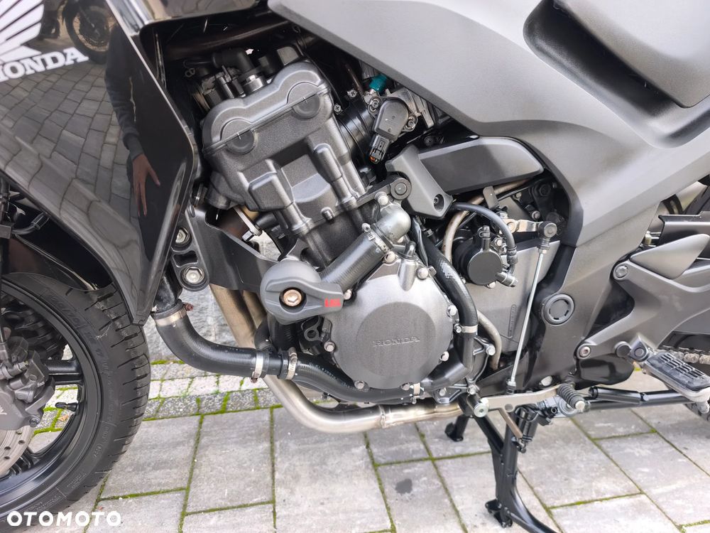 Honda CBF - 23