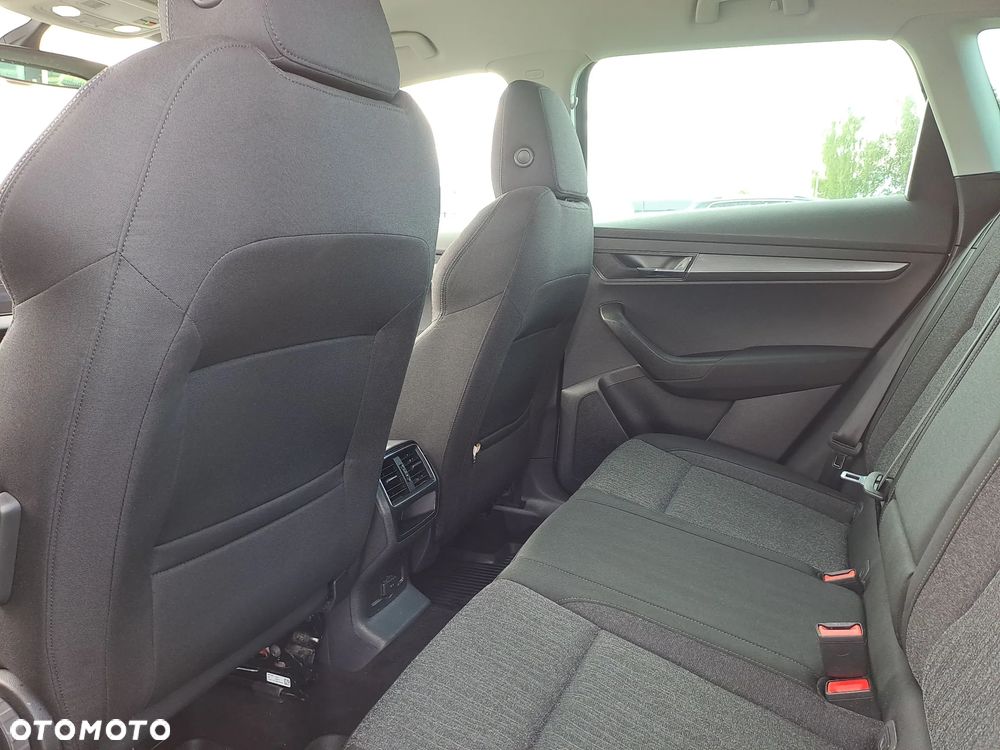 Skoda Karoq 1.5 TSI ACT Style DSG - 28
