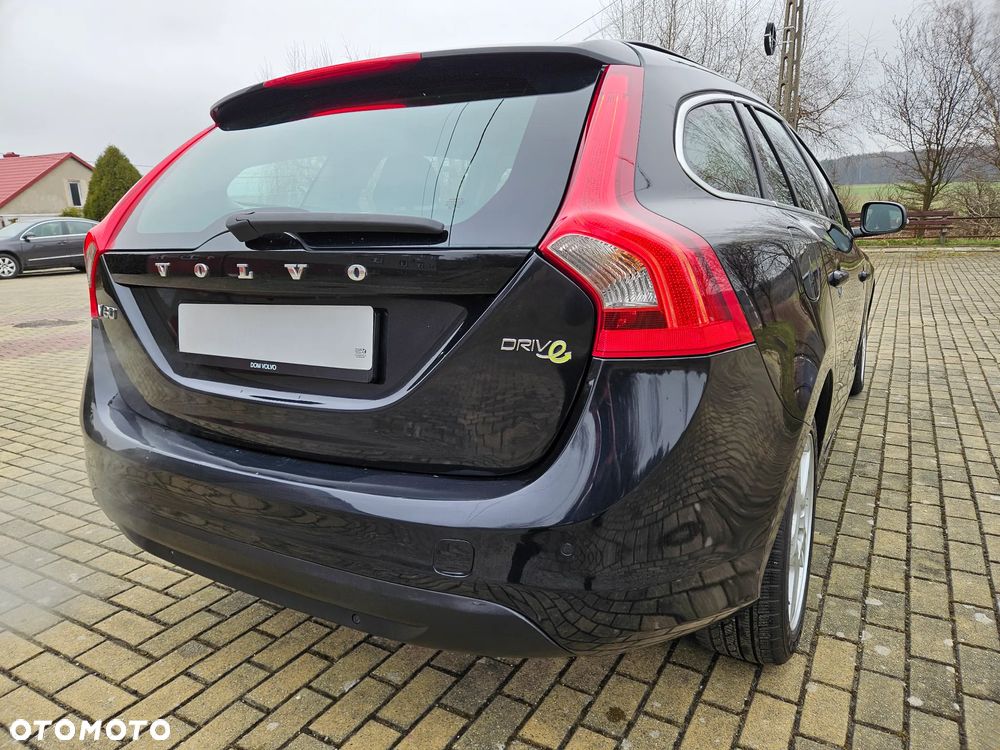 Volvo V60 D2 Kinetic - 9
