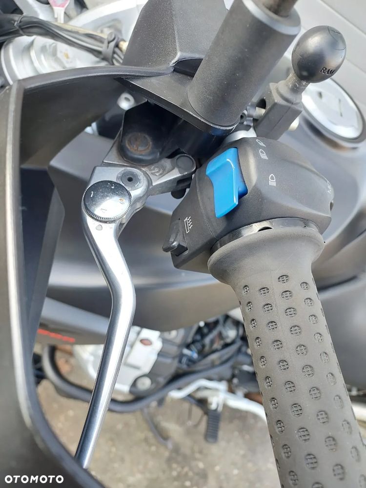 Moto Guzzi Stelvio - 18