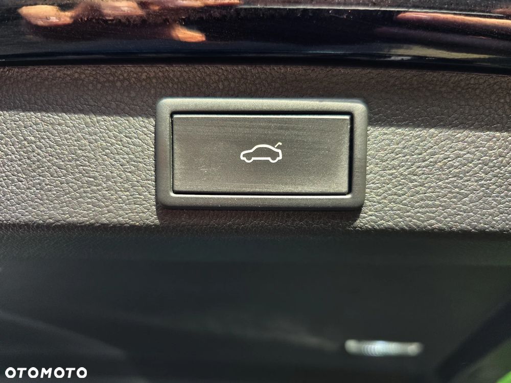 Skoda Superb 2.0 TDI SCR 4x4 Style DSG - 9