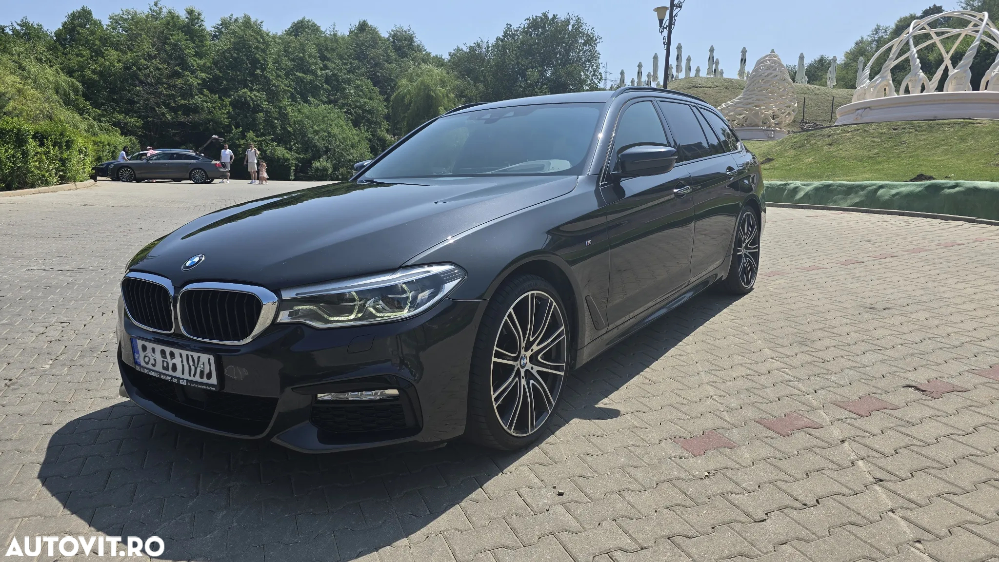 BMW Seria 5 530d xDrive Touring Aut. Sport Line - 2