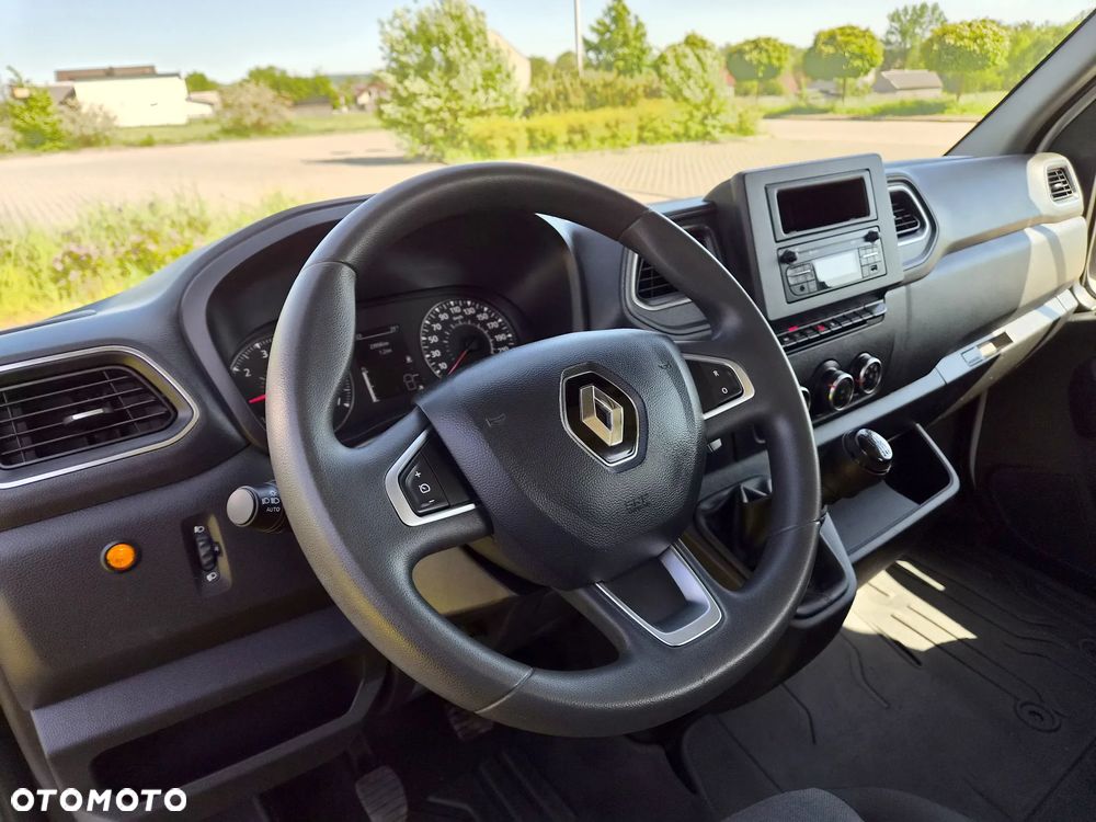 Renault Master - 33