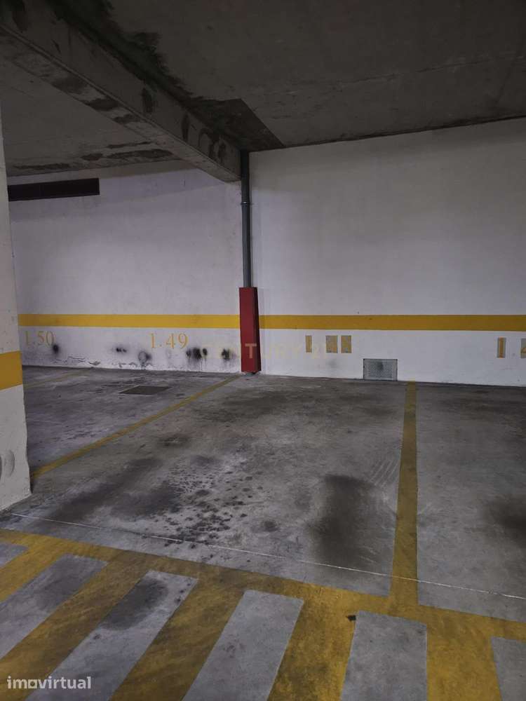 Excelente Parque de Estacionamento para Venda - Grande imagem: 3/18