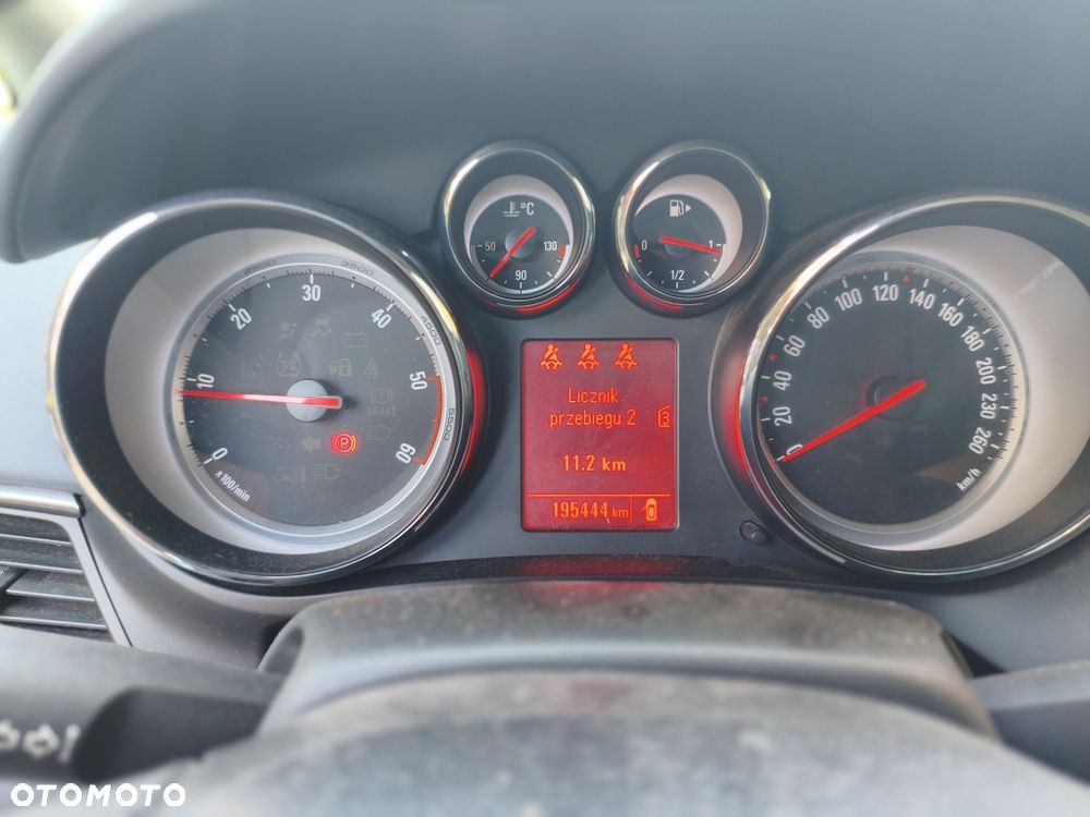 Opel Zafira - 8