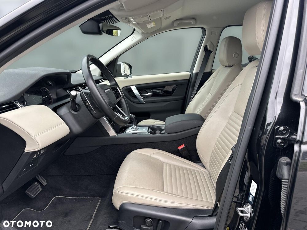 Land Rover Discovery Sport - 12